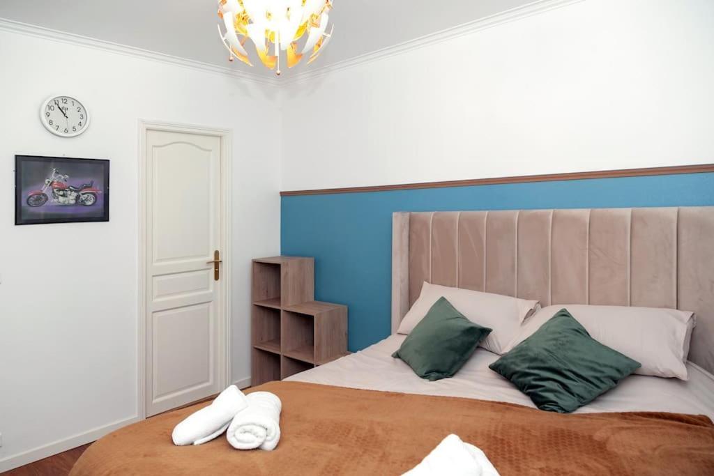 Elegant Appartement Aux Portes De Paris Saint-Ouen  ภายนอก รูปภาพ