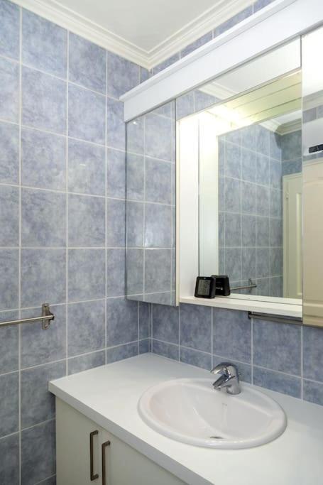 Elegant Appartement Aux Portes De Paris Saint-Ouen  ภายนอก รูปภาพ